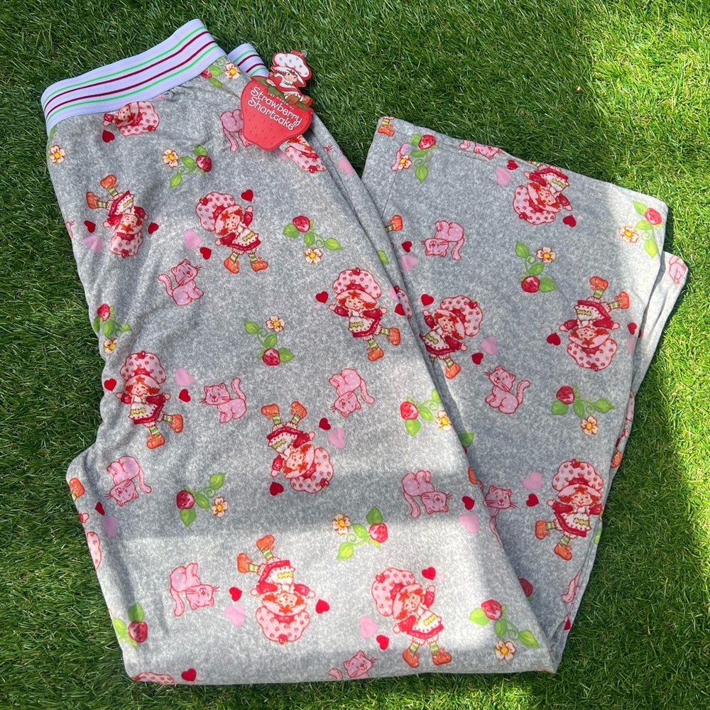 STRAWBERRY SHORTCAKE PAJAMA LOUNGE PANTS
